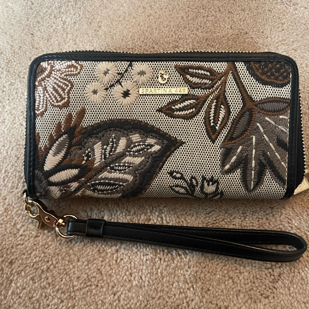 Spartina  embroidered wristlet wallet. Looks like new